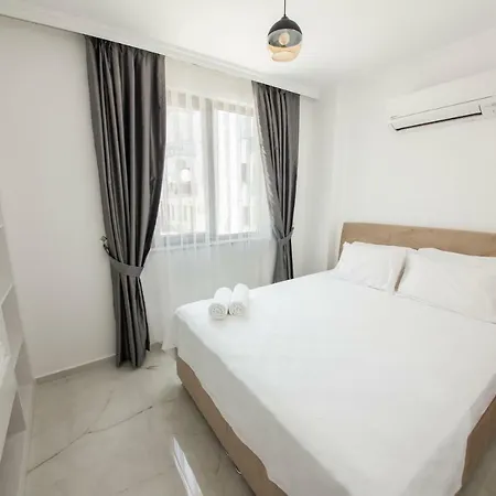 Cedrus Apartmanhotel 2*